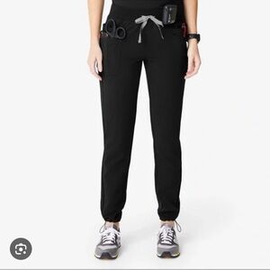 Figs Black Scrub Joggers NWT